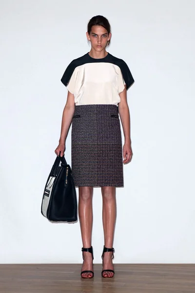 Look 14